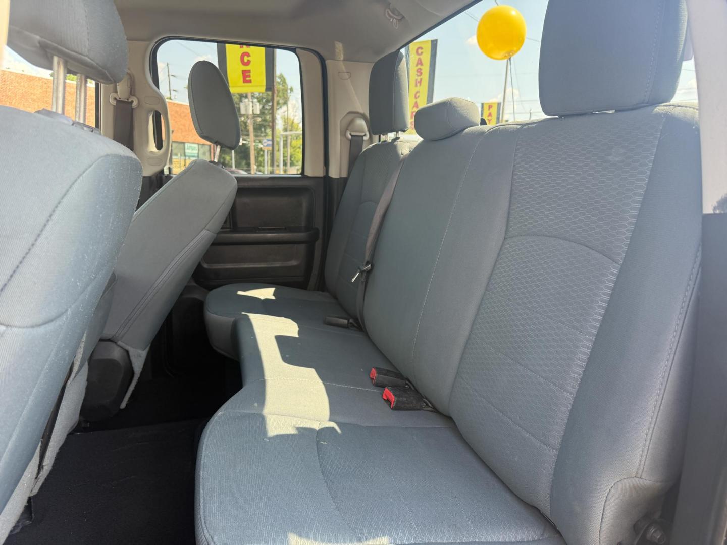 2019 RAM 1500 Tradesman Quad Cab 2WD (1C6RR6FG1KS) with an 3.6L V6 DOHC 24V FFV engine, 8A transmission, located at 419 N 18th St., Monroe, LA, 71201, (318) 410-9250, 32.514370, -92.105133 - Photo#4