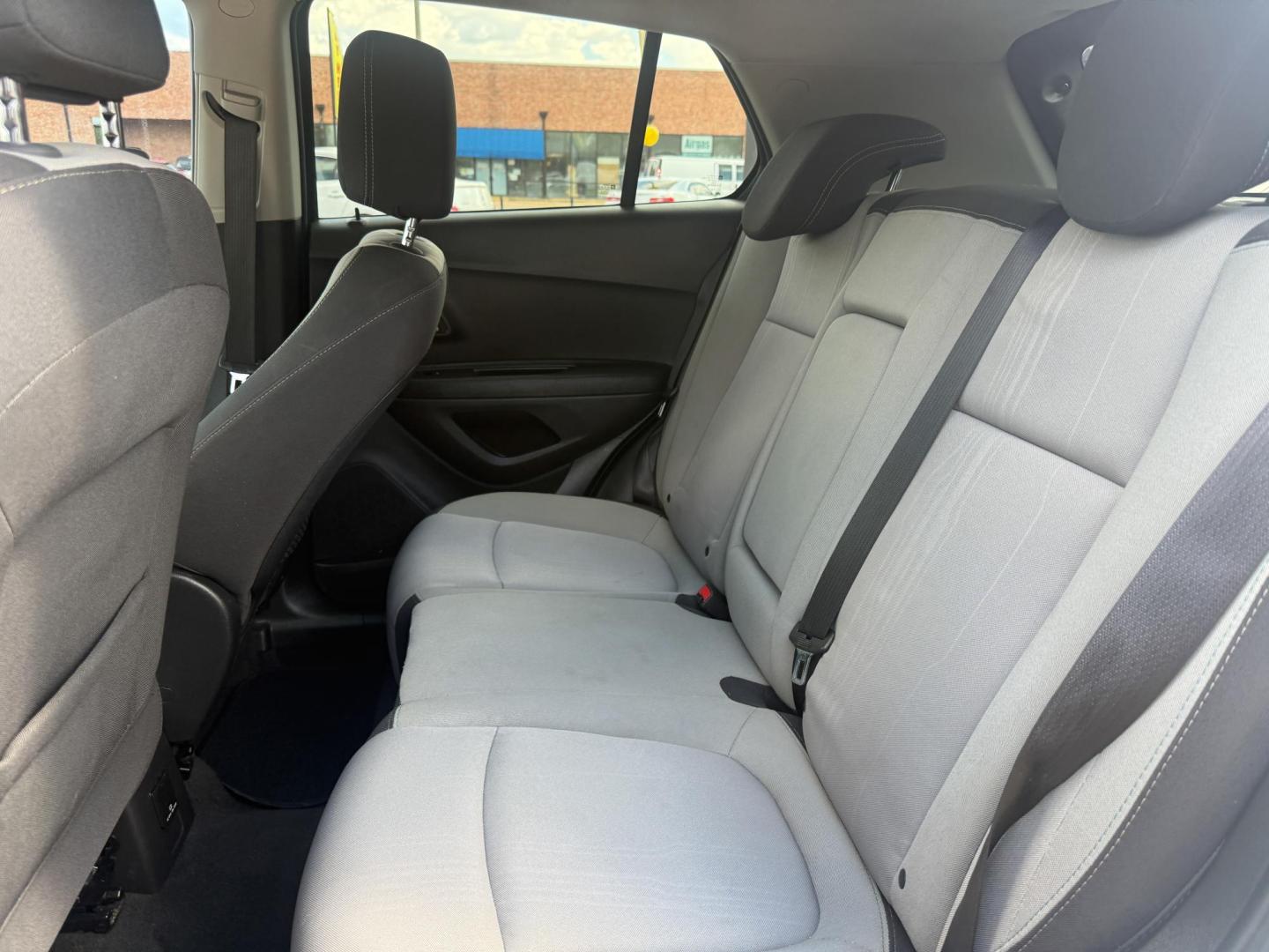 2016 Chevrolet Trax LT FWD (3GNCJLSB2GL) with an 1.4L L4 DOHC 16V engine, 6A transmission, located at 419 N 18th St., Monroe, LA, 71201, (318) 410-9250, 32.514370, -92.105133 - Photo#4