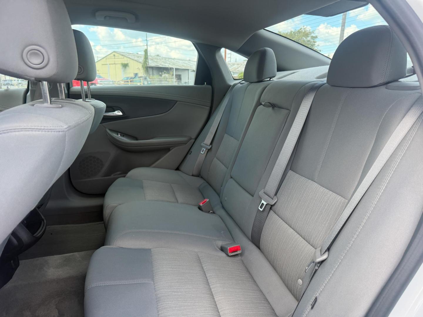 2015 Chevrolet Impala LS (2G11Z5SL2F9) with an 2.5L L4 DOHC 16V engine, 6-Speed Automatic transmission, located at 419 N 18th St., Monroe, LA, 71201, (318) 410-9250, 32.514370, -92.105133 - Photo#3