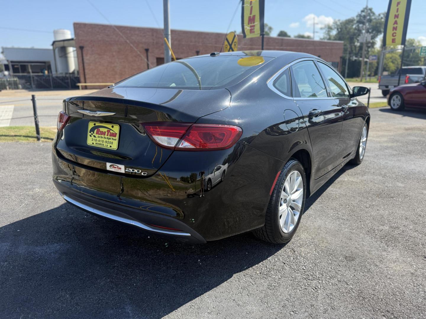 2015 Chrysler 200 C (1C3CCCCB7FN) with an 2.4L L4 DOHC 16V engine, 9-Speed Automatic transmission, located at 419 N 18th St., Monroe, LA, 71201, (318) 410-9250, 32.514370, -92.105133 - Photo#1