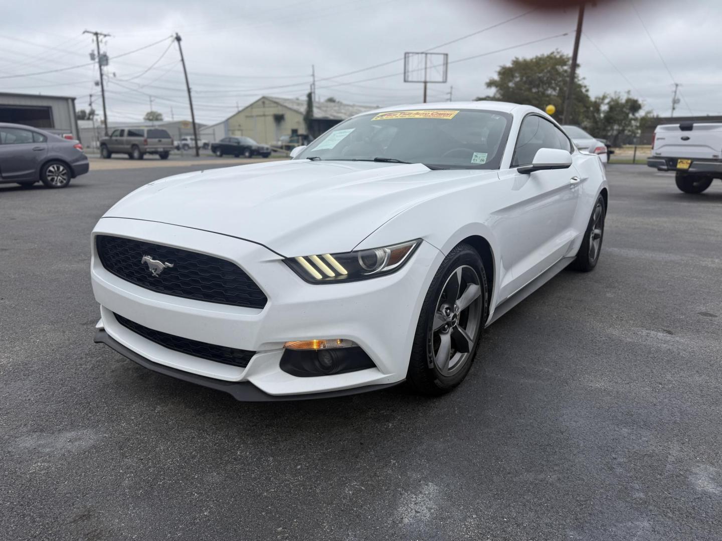 2016 Ford Mustang EcoBoost Coupe (1FA6P8TH9G5) with an 2.3L L4 DOHC 16V engine, located at 419 N 18th St., Monroe, LA, 71201, (318) 410-9250, 32.514370, -92.105133 - Photo#0