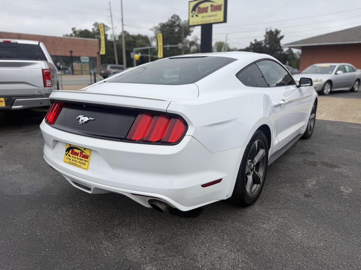 2016 Ford Mustang EcoBoost Coupe (1FA6P8TH9G5) with an 2.3L L4 DOHC 16V engine, located at 419 N 18th St., Monroe, LA, 71201, (318) 410-9250, 32.514370, -92.105133 - Photo#1