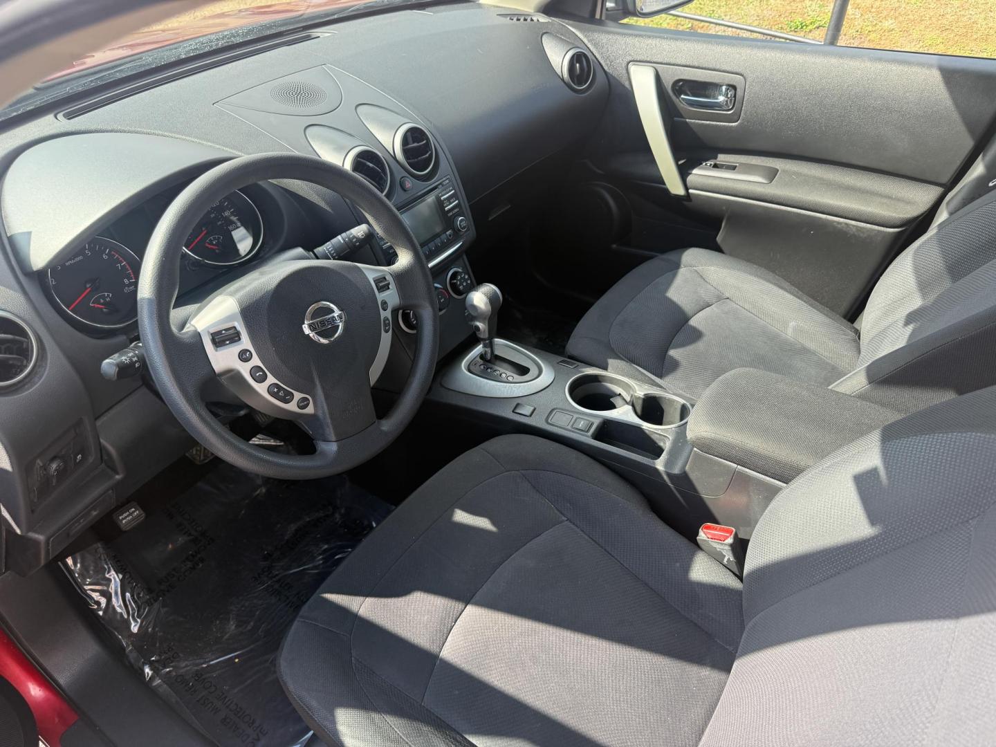 2015 Nissan Rogue Select S 2WD (JN8AS5MTXFW) with an 2.5L L4 DOHC 16V engine, Continuously Variable Transmission transmission, located at 419 N 18th St., Monroe, LA, 71201, (318) 410-9250, 32.514370, -92.105133 - Photo#3