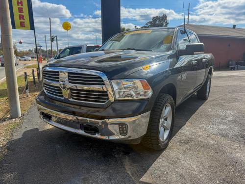 2016 RAM 1500 SLT Crew Cab SWB 4WD