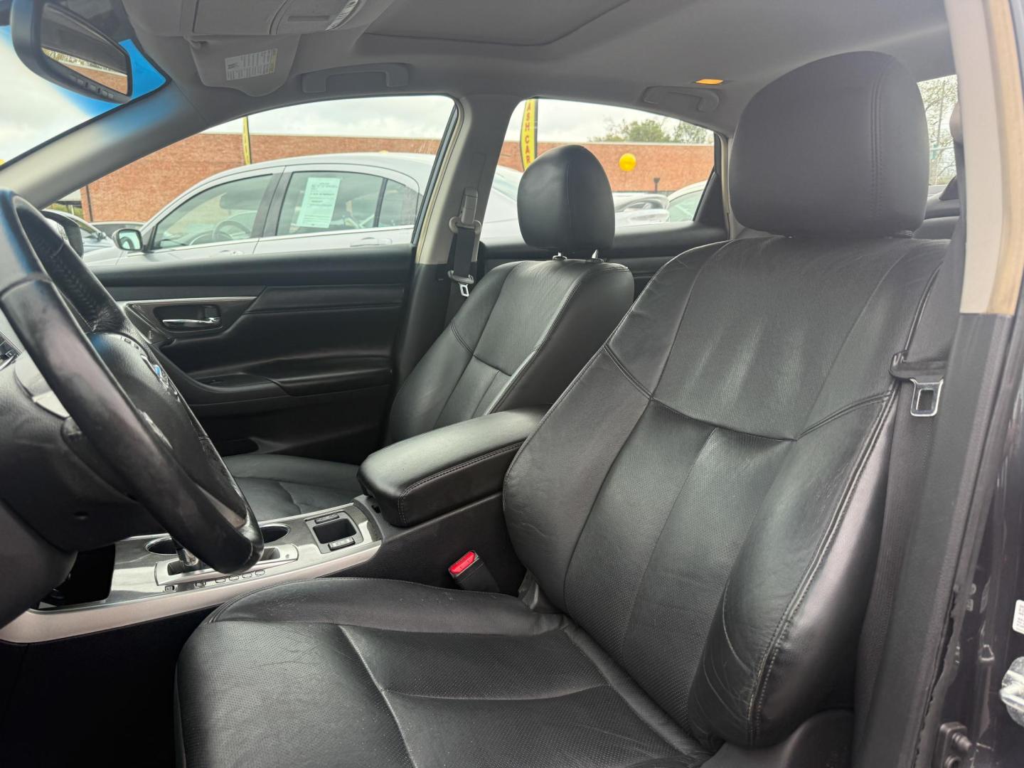 2013 Nissan Altima 2.5 S (1N4AL3AP3DN) with an 2.5L L4 DOHC 16V engine, located at 419 N 18th St., Monroe, LA, 71201, (318) 410-9250, 32.514370, -92.105133 - Photo#2