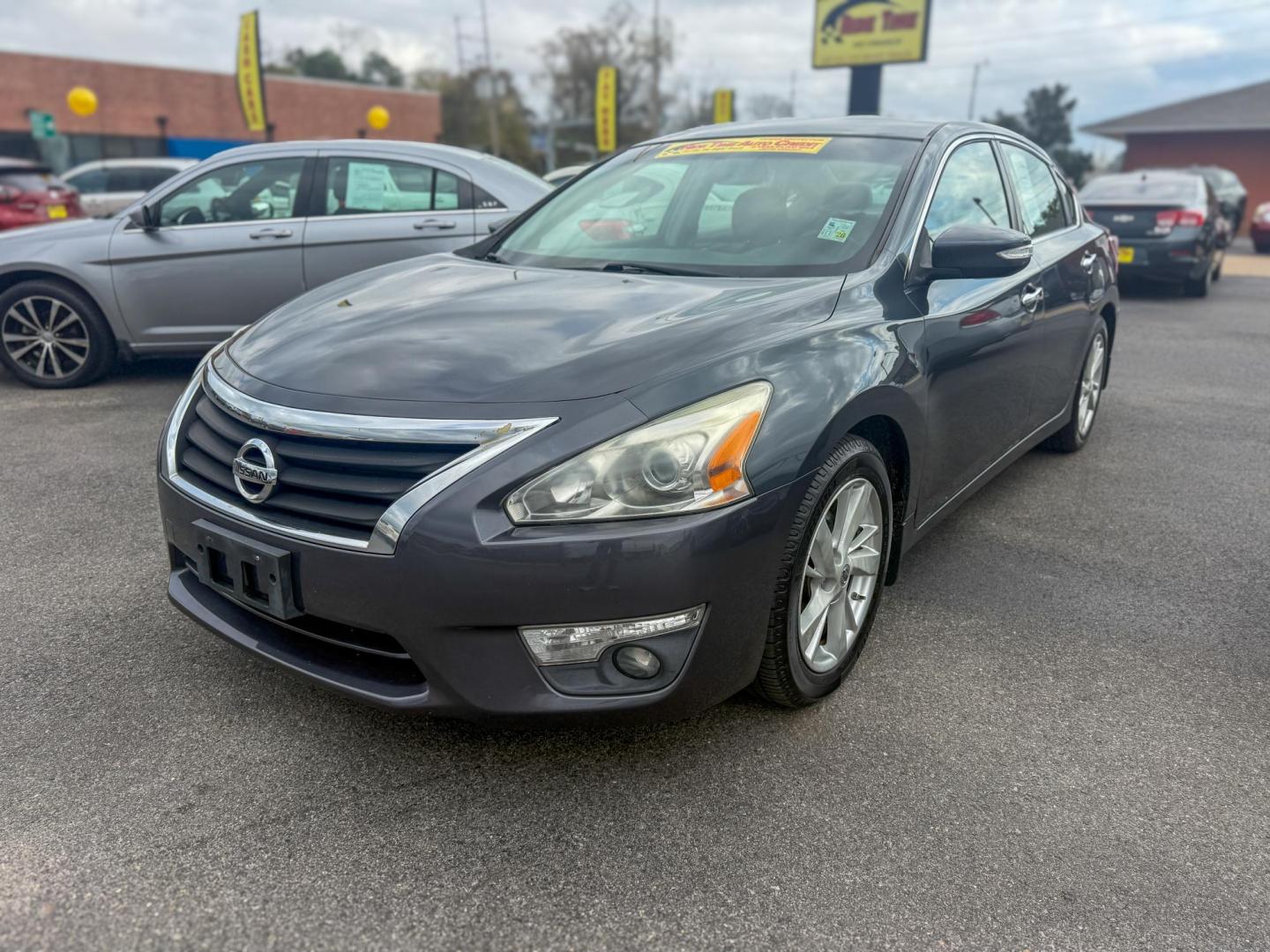 2013 Nissan Altima 2.5 S (1N4AL3AP3DN) with an 2.5L L4 DOHC 16V engine, located at 419 N 18th St., Monroe, LA, 71201, (318) 410-9250, 32.514370, -92.105133 - Photo#0