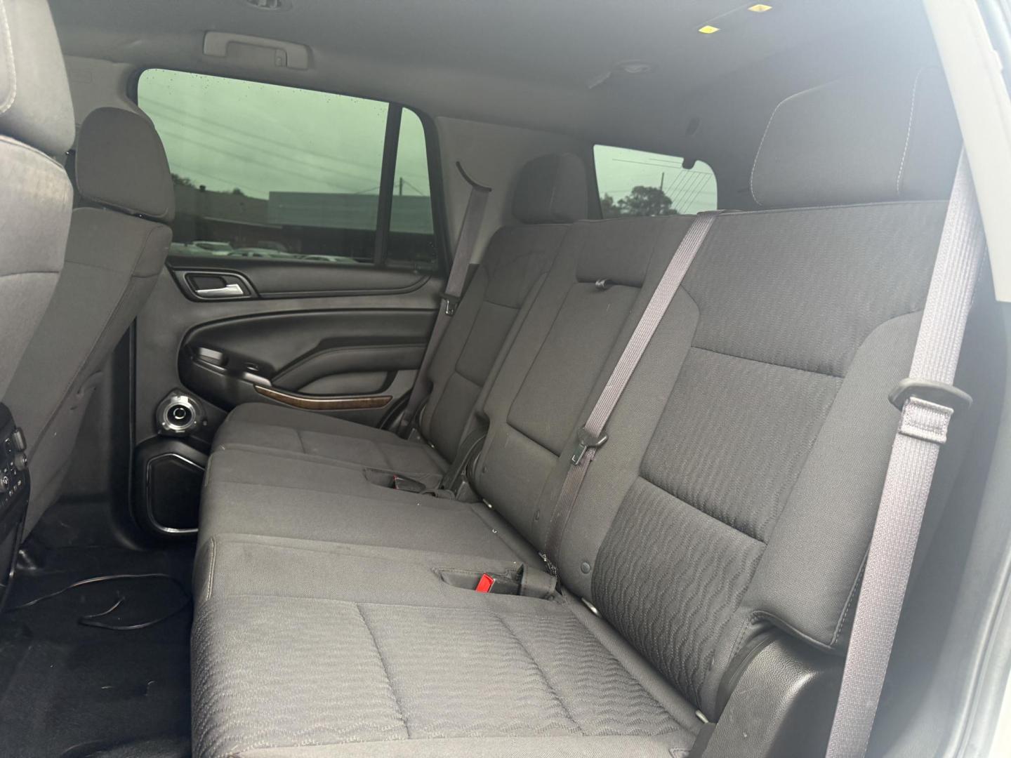 2016 Chevrolet Tahoe Police 2WD (1GNLCDEC4GR) with an 5.3L V8 OHV 16V engine, 6A transmission, located at 419 N 18th St., Monroe, LA, 71201, (318) 410-9250, 32.514370, -92.105133 - Photo#4