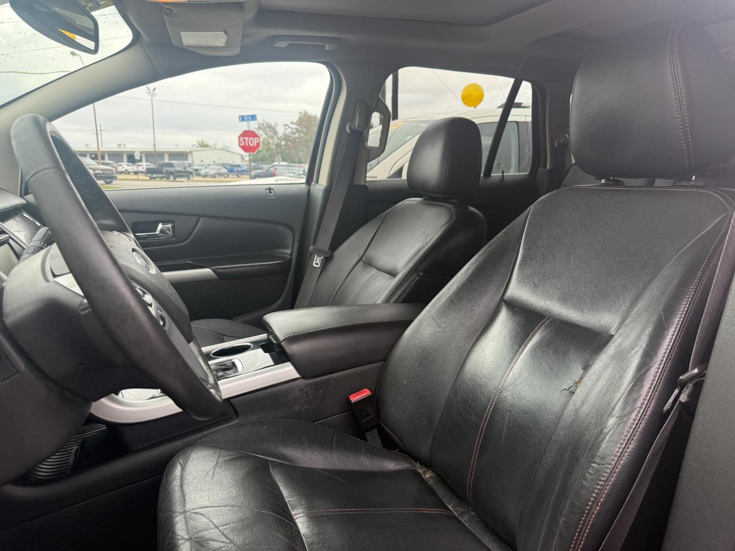 2014 Ford Edge Limited FWD (2FMDK3KC2EB) with an 3.5L V6 DOHC 24V engine, 6-Speed Automatic transmission, located at 419 N 18th St., Monroe, LA, 71201, (318) 410-9250, 32.514370, -92.105133 - Photo#2