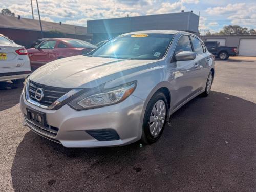 2018 Nissan Altima 2.5  - CASH VEHICLE