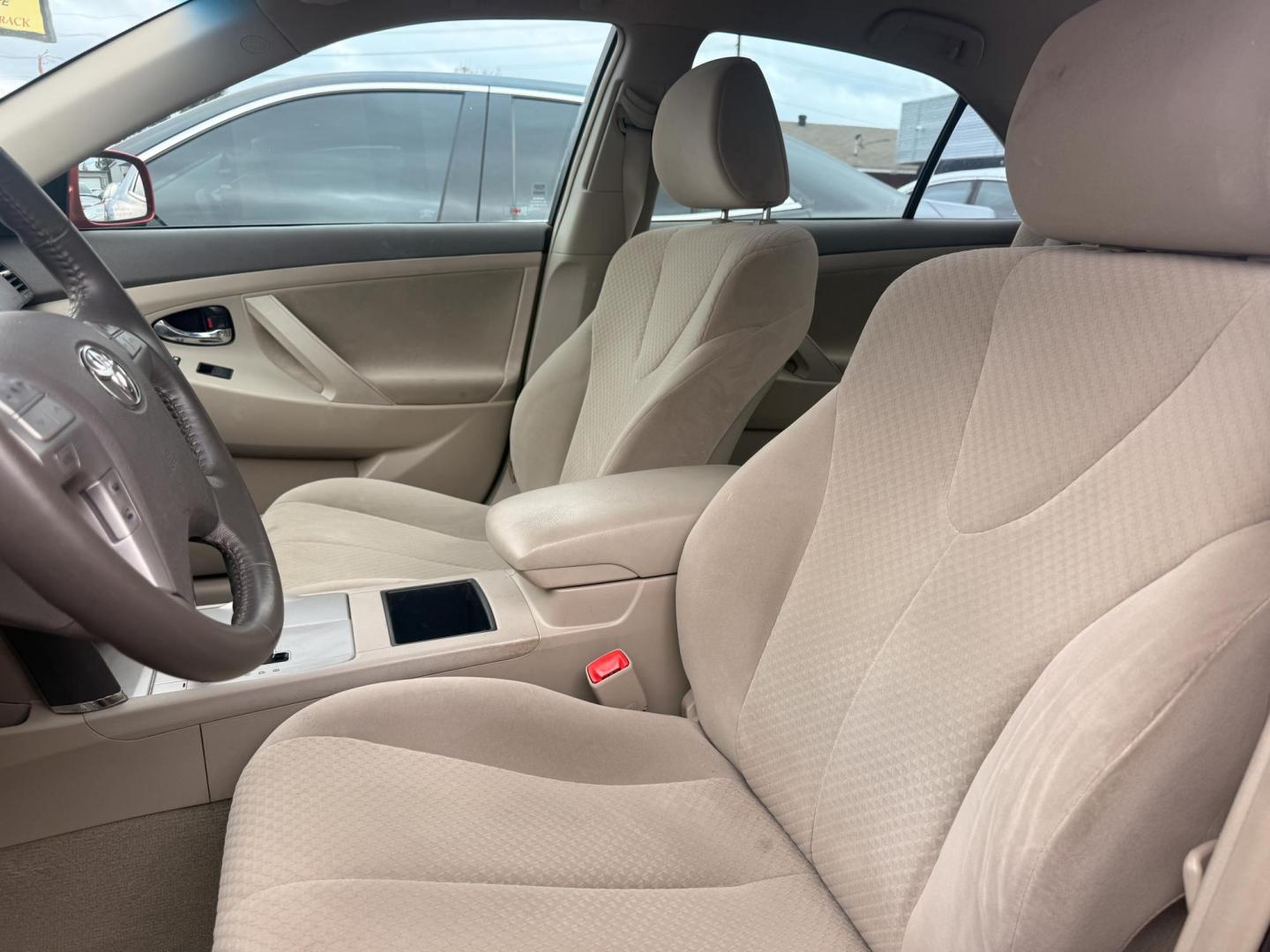 2009 Toyota Camry Hybrid Sedan (4T1BB46K89U) with an 2.4L L4 DOHC 16V HYBRID engine, CVT transmission, located at 419 N 18th St., Monroe, LA, 71201, (318) 410-9250, 32.514370, -92.105133 - Photo#2