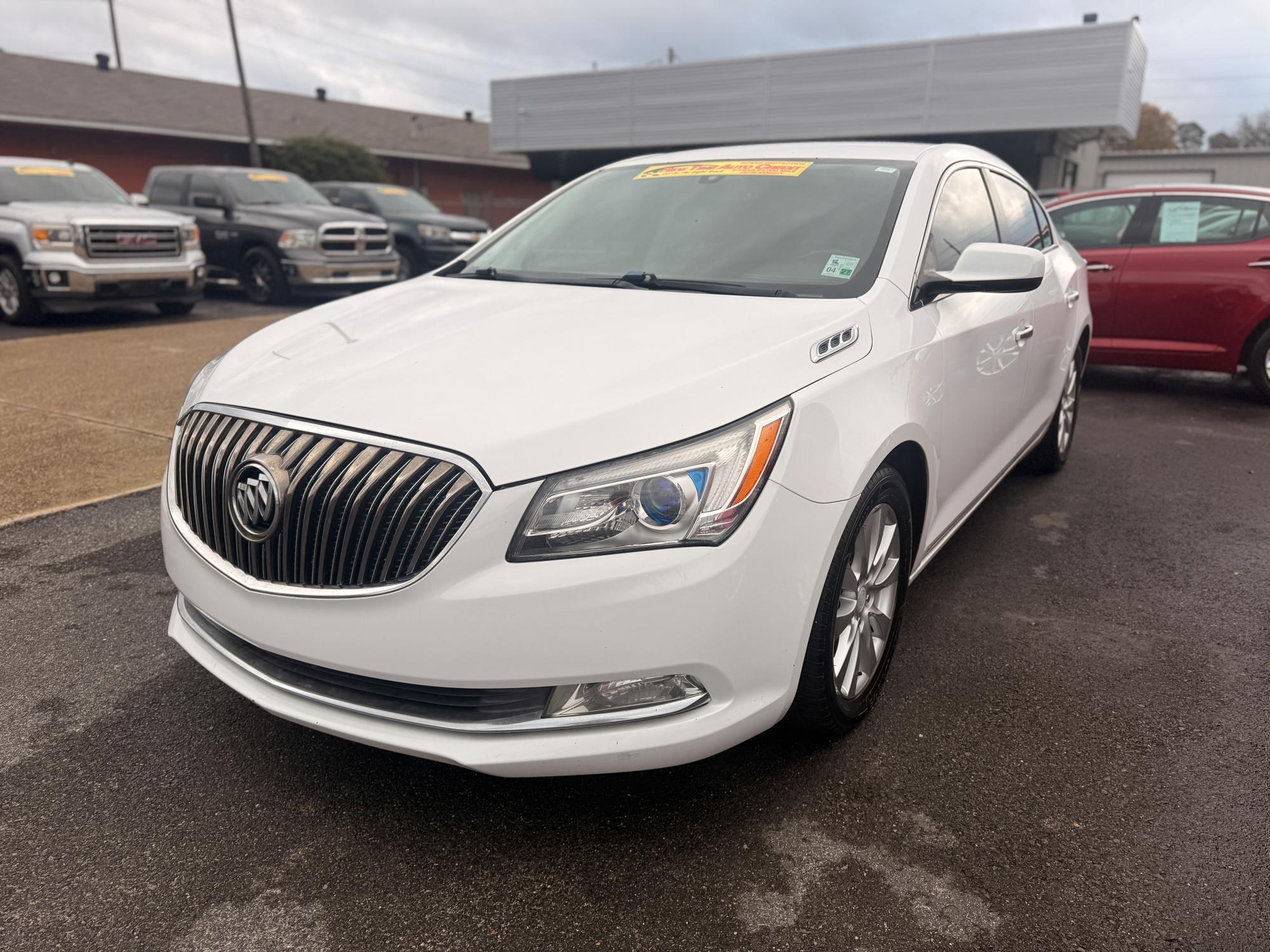 photo of 2014 Buick LaCrosse Base