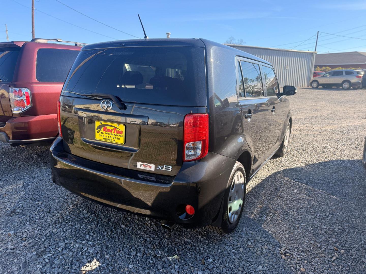 2012 Scion xB 5-Door Wagon 5-Spd MT (JTLZE4FE2C1) with an 2.4L L4 DOHC 16V engine, 5-Speed Manual transmission, located at 419 N 18th St., Monroe, LA, 71201, (318) 410-9250, 32.514370, -92.105133 - Photo#1
