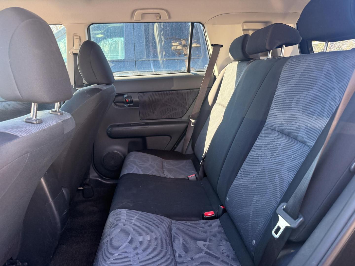 2012 Scion xB 5-Door Wagon 5-Spd MT (JTLZE4FE2C1) with an 2.4L L4 DOHC 16V engine, 5-Speed Manual transmission, located at 419 N 18th St., Monroe, LA, 71201, (318) 410-9250, 32.514370, -92.105133 - Photo#4