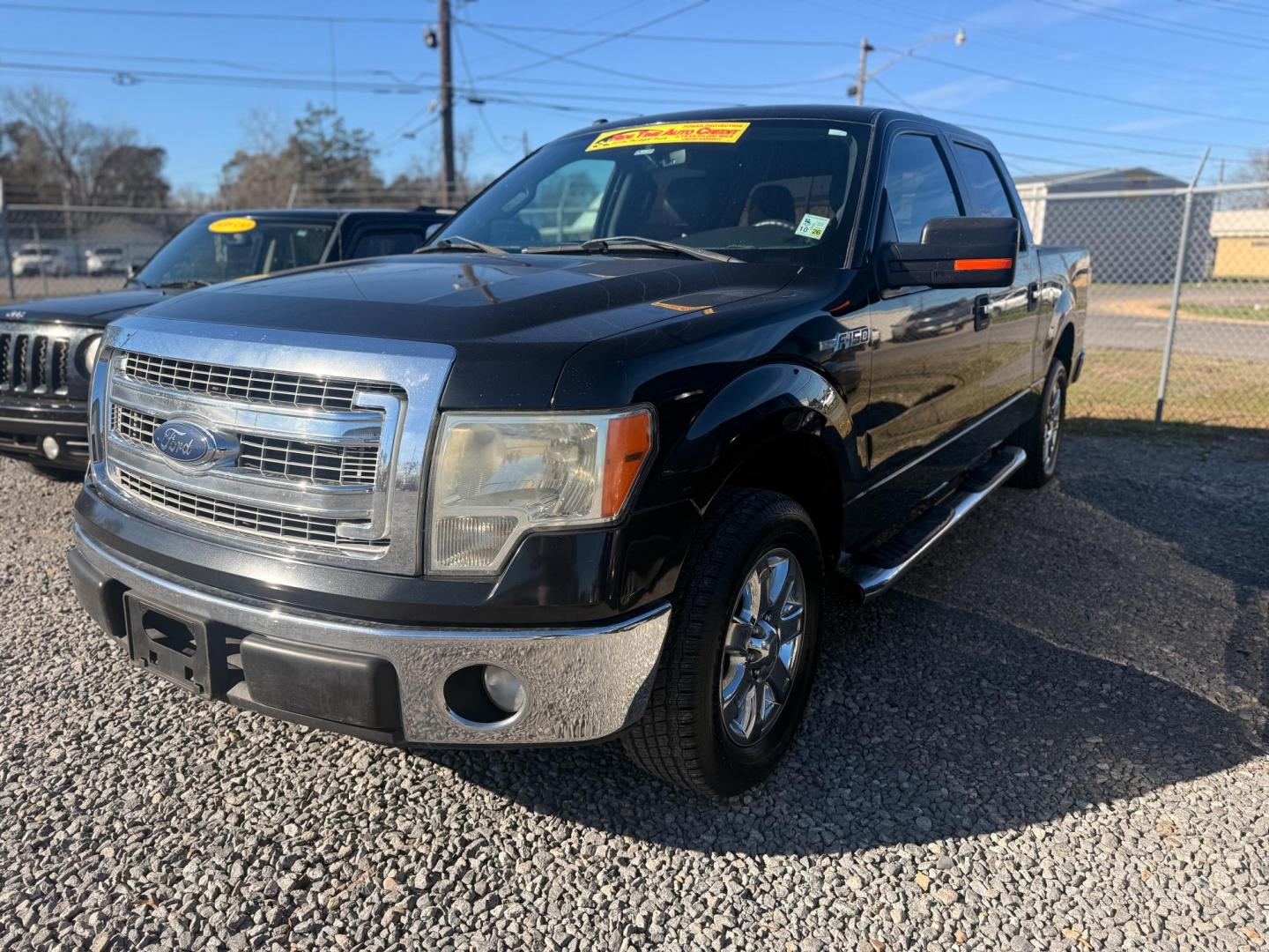 2013 Ford F-150 XLT SuperCrew 6.5-ft. Bed 2WD (1FTEW1CM7DK) with an 3.7L V6 DOHC 24V engine, 6-Speed Automatic transmission, located at 419 N 18th St., Monroe, LA, 71201, (318) 410-9250, 32.514370, -92.105133 - Photo#0