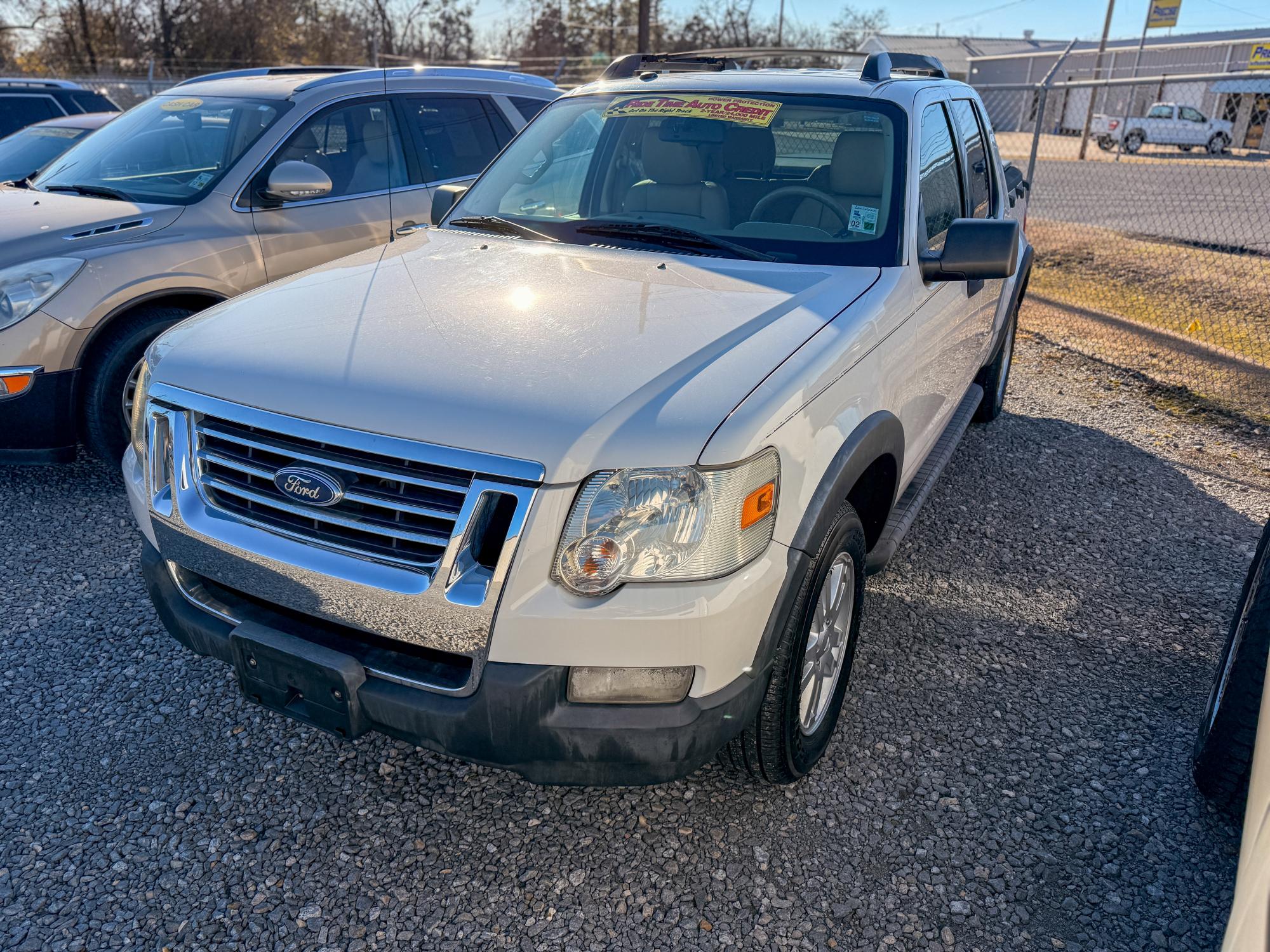 photo of 2010 Ford Explorer Sport Trac XLT 4.0L 2WD