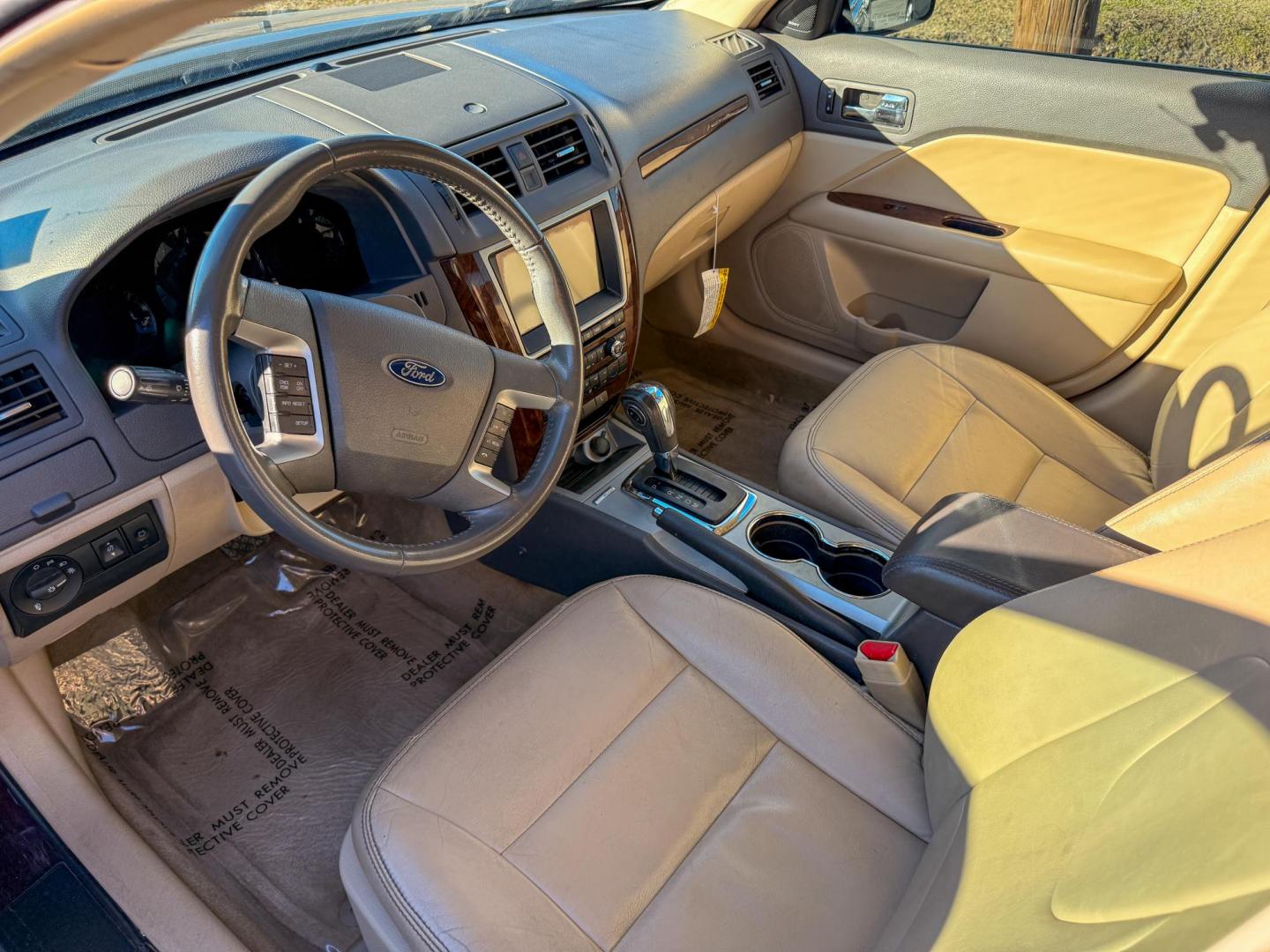 2012 Ford Fusion SEL AWD (3FAHP0CG0CR) with an 3.0L V6 DOHC 24V engine, located at 419 N 18th St., Monroe, LA, 71201, (318) 410-9250, 32.514370, -92.105133 - Photo#3