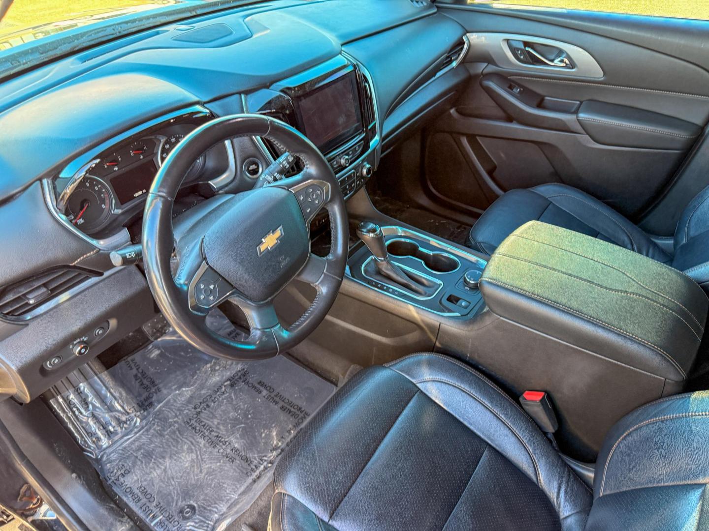 2019 Chevrolet Traverse LT Cloth FWD (1GNERGKWXKJ) with an 3.6L V6 DOHC 24V engine, 9A transmission, located at 419 N 18th St., Monroe, LA, 71201, (318) 410-9250, 32.514370, -92.105133 - Photo#3