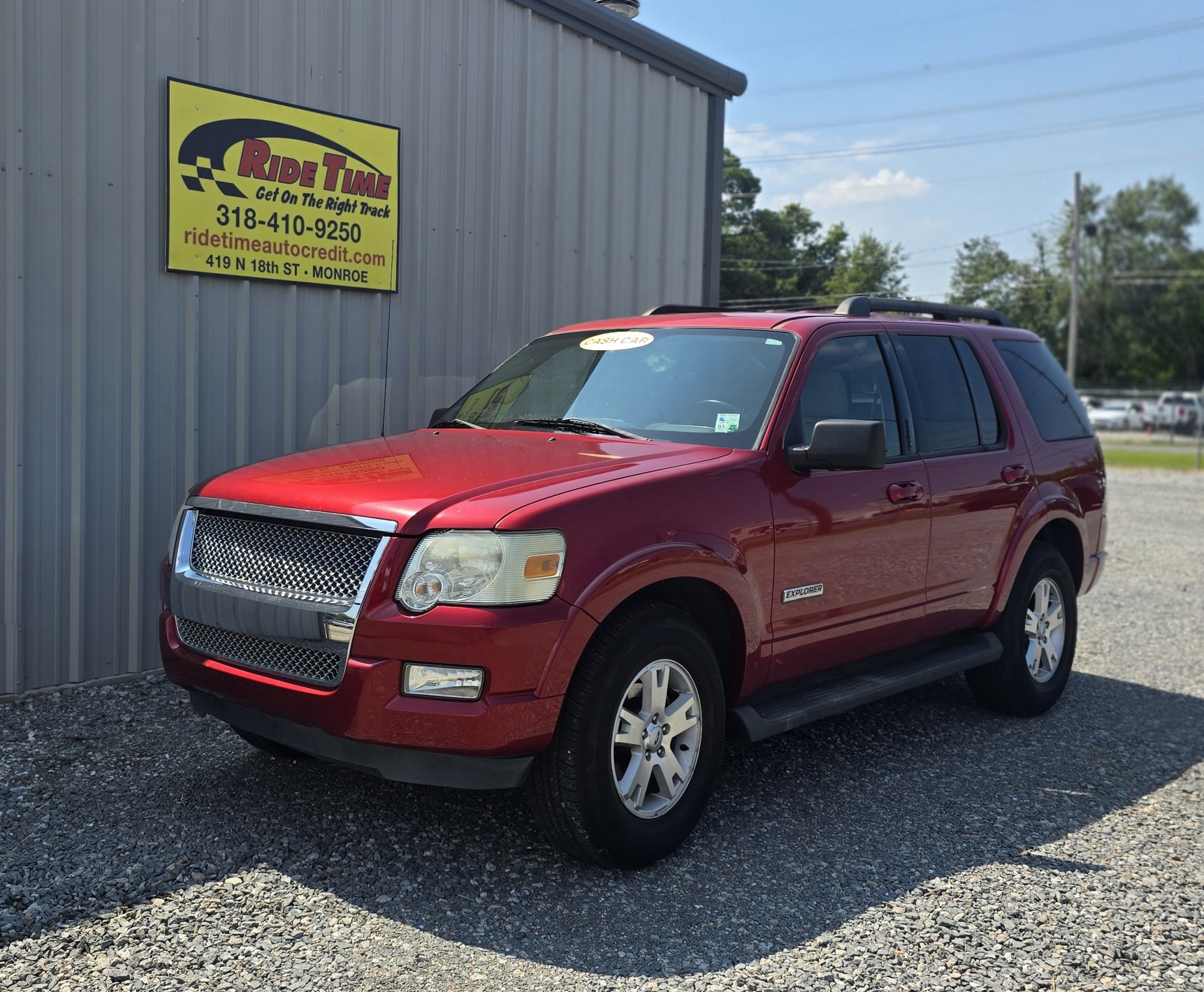 photo of 2008 Ford Explorer XLT 4.0L 4WD - CASH VEHICLE!!!!!