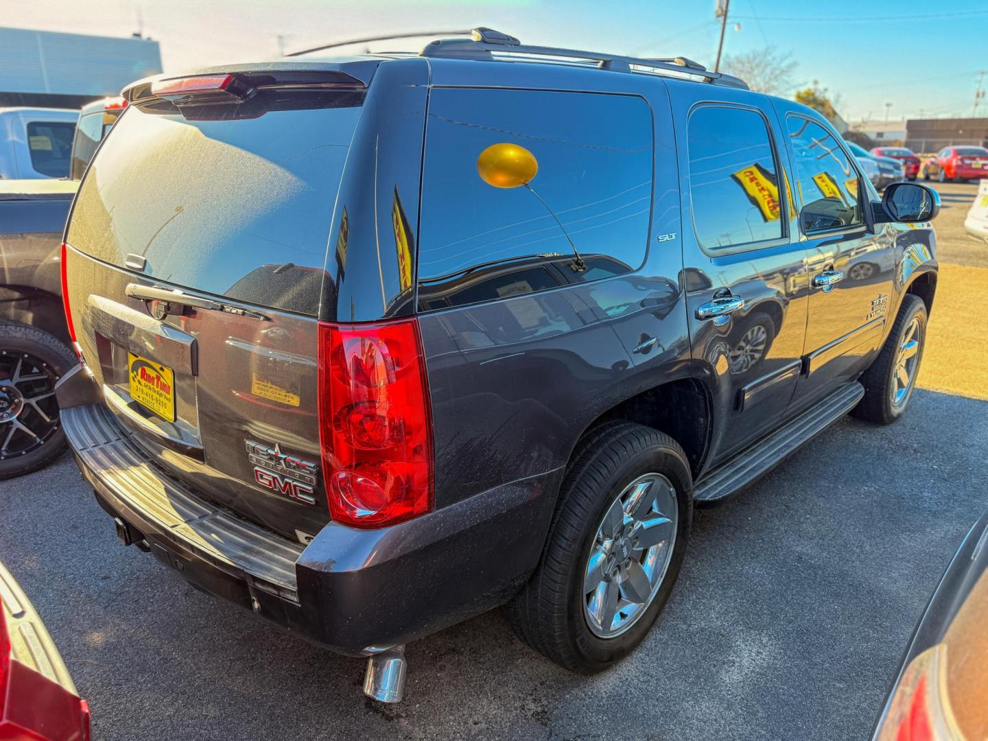 2010 GMC Yukon SLT1 2WD (1GKUCCE01AR) with an 5.3L V8 OHV 16V FFV engine, 4-Speed Automatic transmission, located at 419 N 18th St., Monroe, LA, 71201, (318) 410-9250, 32.514370, -92.105133 - Photo#1