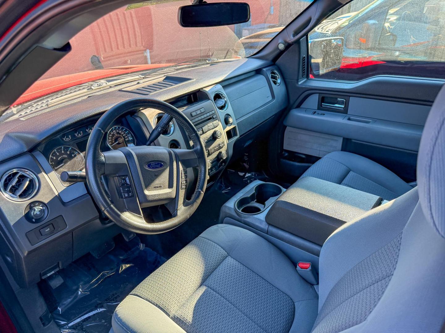 2012 Ford F-150 FX2 SuperCrew 5.5-ft. Bed 2WD (1FTEW1CM2CK) with an 3.7L V6 DOHC 24V engine, 6-Speed Automatic transmission, located at 419 N 18th St., Monroe, LA, 71201, (318) 410-9250, 32.514370, -92.105133 - Photo#3