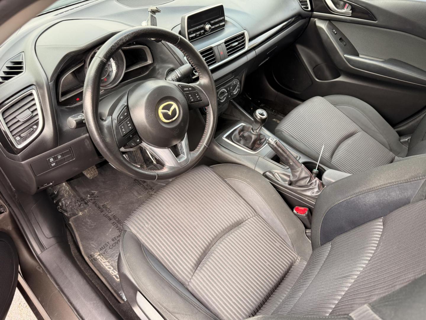 2014 Mazda MAZDA3 i Touring AT 4-Door (JM1BM1V79E1) with an 2.0L L4 DOHC 16V engine, 6-Speed Automatic transmission, located at 419 N 18th St., Monroe, LA, 71201, (318) 410-9250, 32.514370, -92.105133 - Photo#3