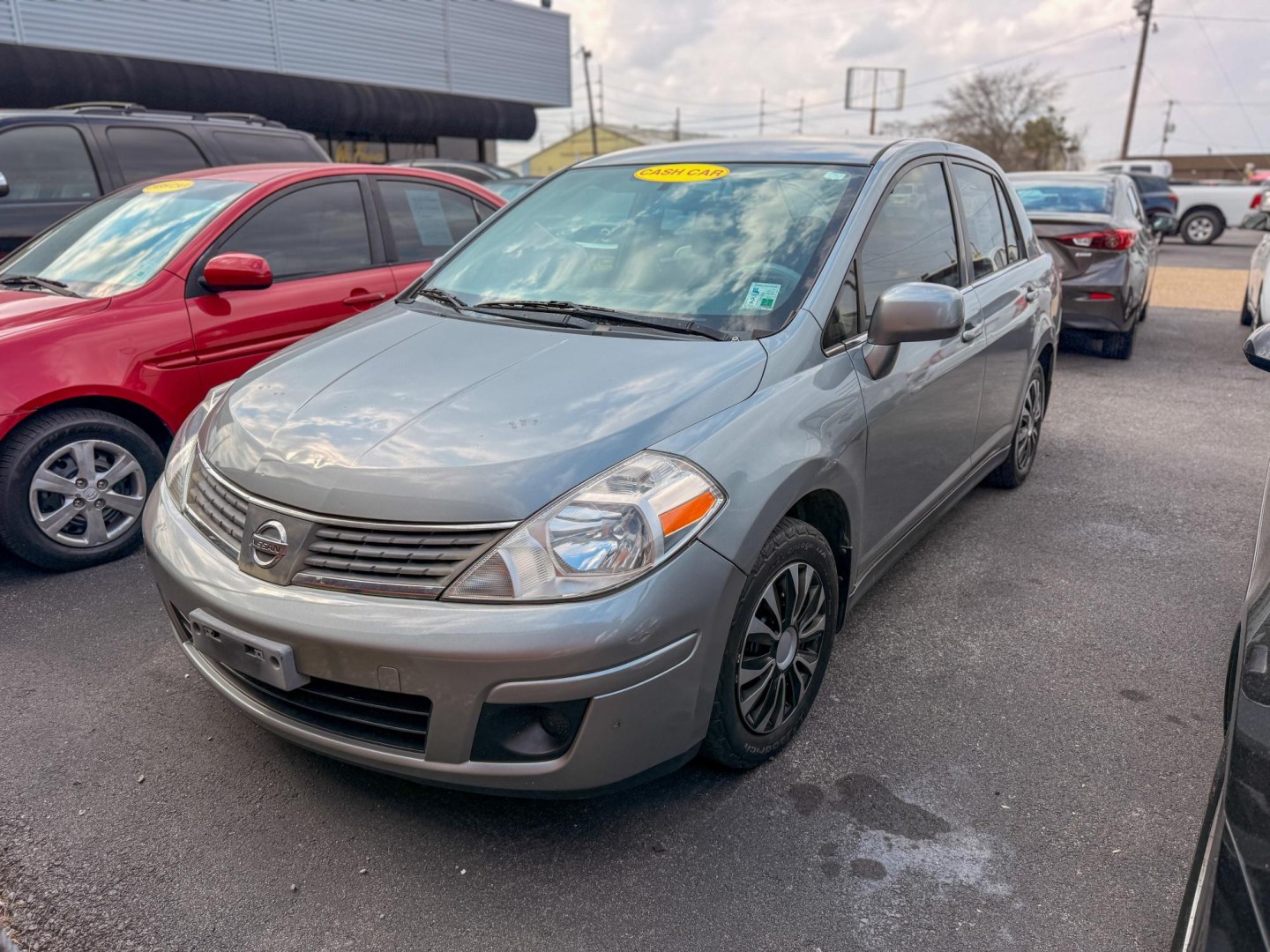 2008 Nissan Versa 1.8 S Sedan (3N1BC11EX8L) with an 1.8L L4 DOHC 16V engine, located at 419 N 18th St., Monroe, LA, 71201, (318) 410-9250, 32.514370, -92.105133- Photo#0