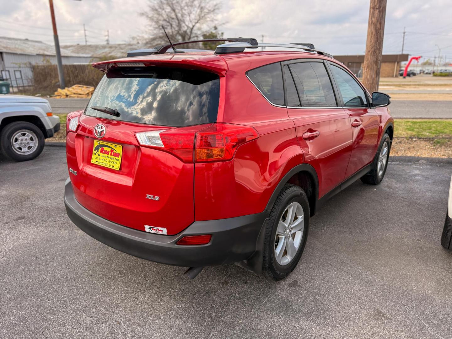 2013 Toyota RAV4 XLE FWD (2T3WFREV3DW) with an 2.5L L4 DOHC 16V engine, 6-Speed Automatic transmission, located at 419 N 18th St., Monroe, LA, 71201, (318) 410-9250, 32.514370, -92.105133 - Photo#1