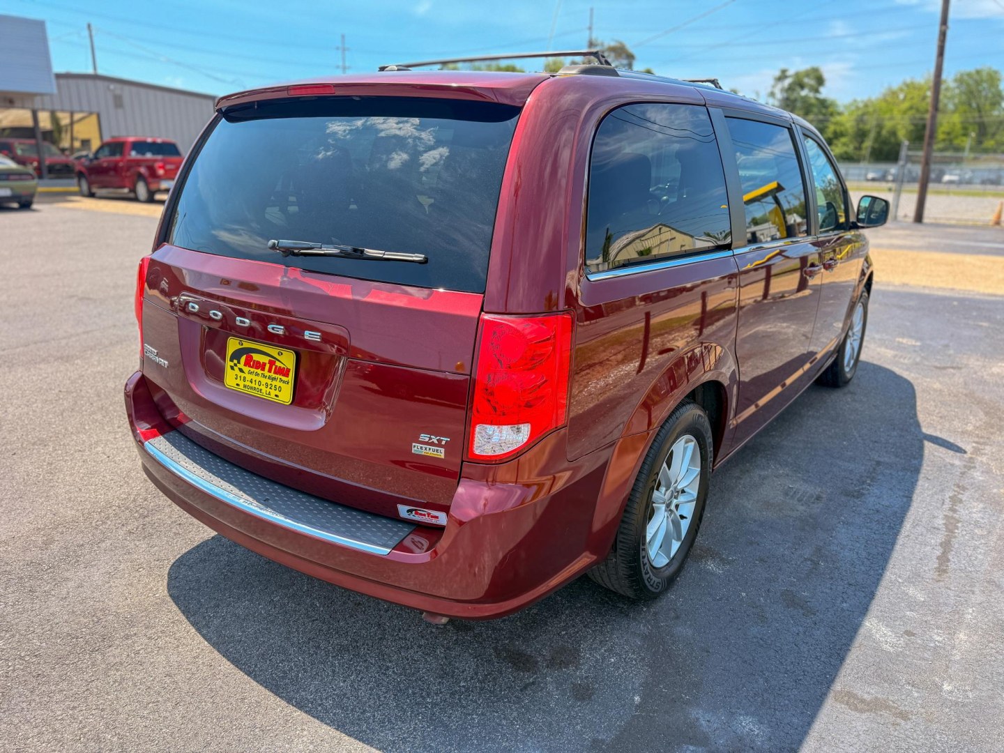 2019 Dodge Grand Caravan SXT (2C4RDGCGXKR) with an 3.6L V6 DOHC 24V engine, 6A transmission, located at 419 N 18th St., Monroe, LA, 71201, (318) 410-9250, 32.514370, -92.105133- Photo#1