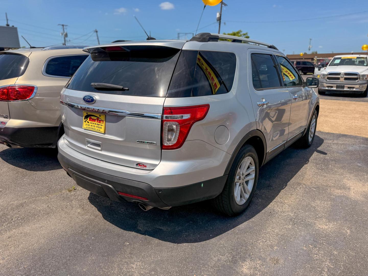 2015 Ford Explorer XLT FWD (1FM5K7D87FG) with an 3.5L V6 DOHC 24V engine, 6-Speed Automatic transmission, located at 419 N 18th St., Monroe, LA, 71201, (318) 410-9250, 32.514370, -92.105133 - Photo#1