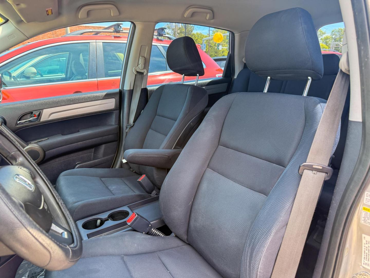 2010 Honda CR-V LX 2WD 5-Speed AT (3CZRE3H38AG) with an 2.4L L4 DOHC 16V engine, 5-Speed Automatic transmission, located at 419 N 18th St., Monroe, LA, 71201, (318) 410-9250, 32.514370, -92.105133 - Photo#2