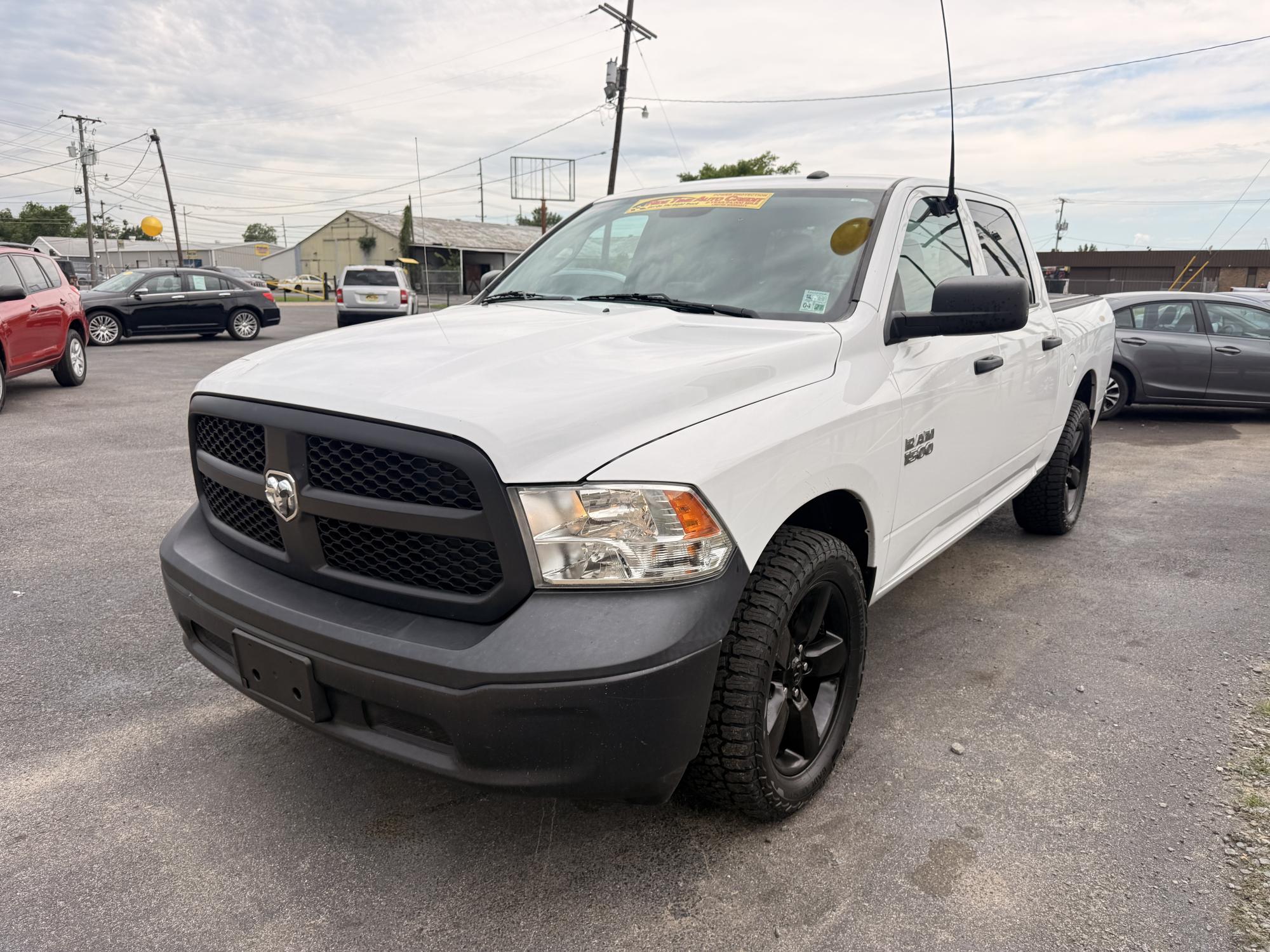 photo of 2021 RAM 1500 Classic Tradesman Crew Cab SWB 4WD