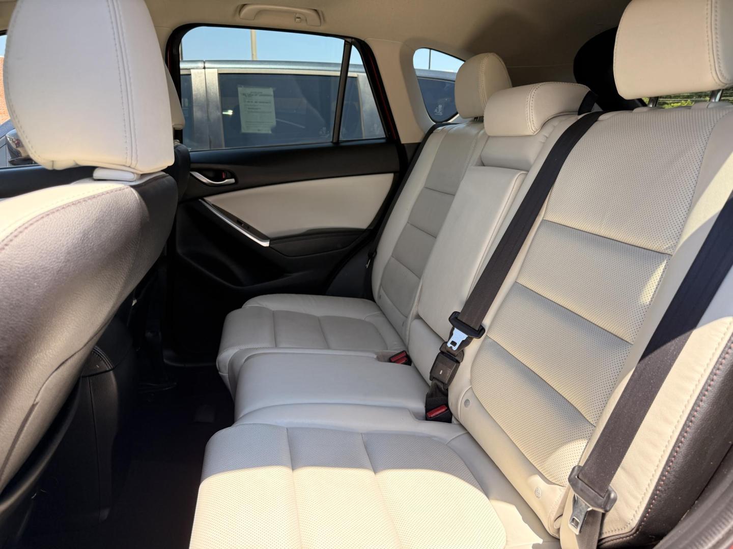 2016 Mazda CX-5 Grand Touring (JM3KE2DYXG0) with an 2.5L L4 DOHC 16V engine, 6-Speed Automatic transmission, located at 419 N 18th St., Monroe, LA, 71201, (318) 410-9250, 32.514370, -92.105133 - Photo#4