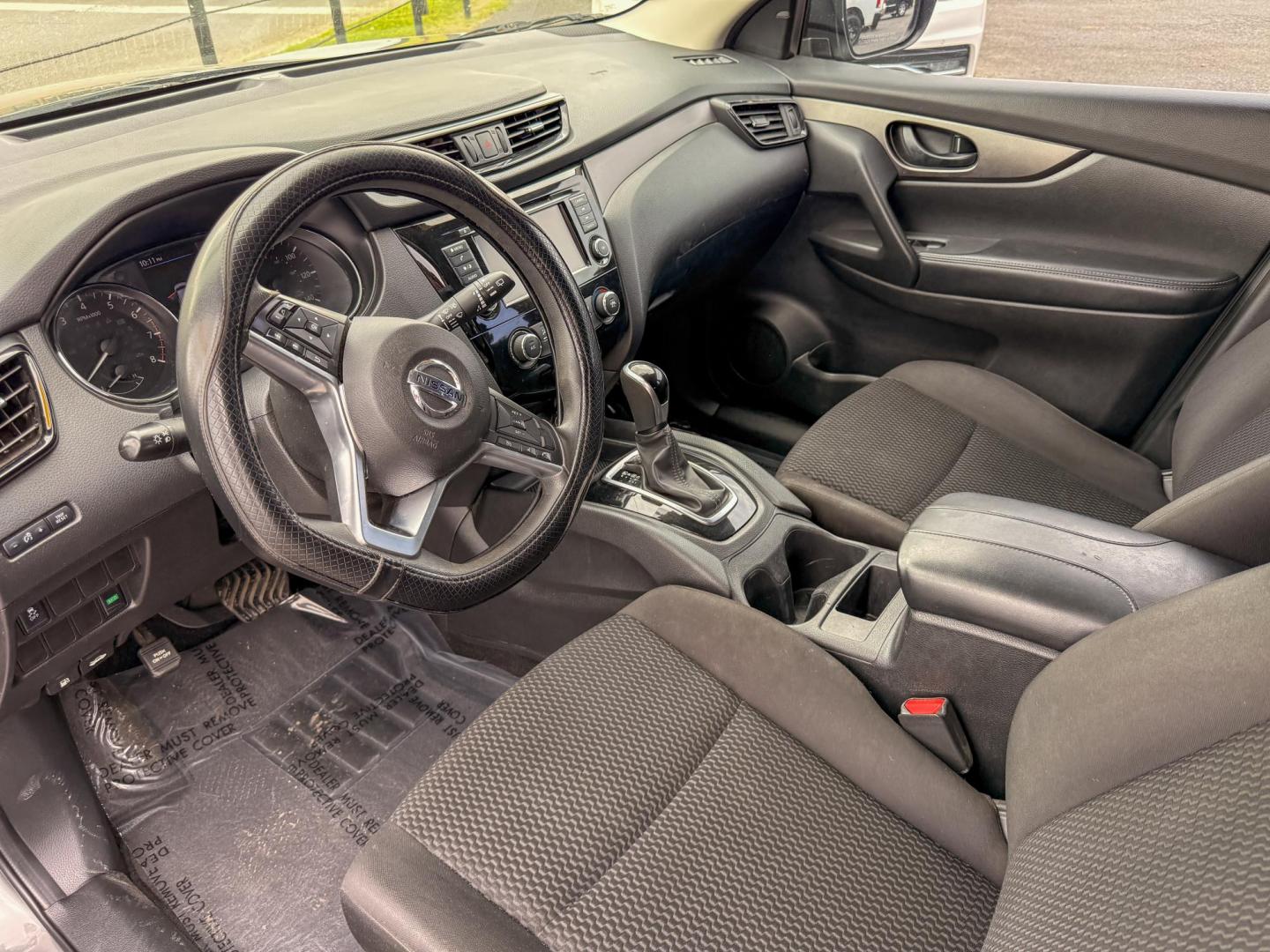 2019 Nissan Rogue Sport SL (JN1BJ1CP9KW) with an 2.0L L4 DOHC 16V engine, CVT transmission, located at 419 N 18th St., Monroe, LA, 71201, (318) 410-9250, 32.514370, -92.105133 - Photo#3