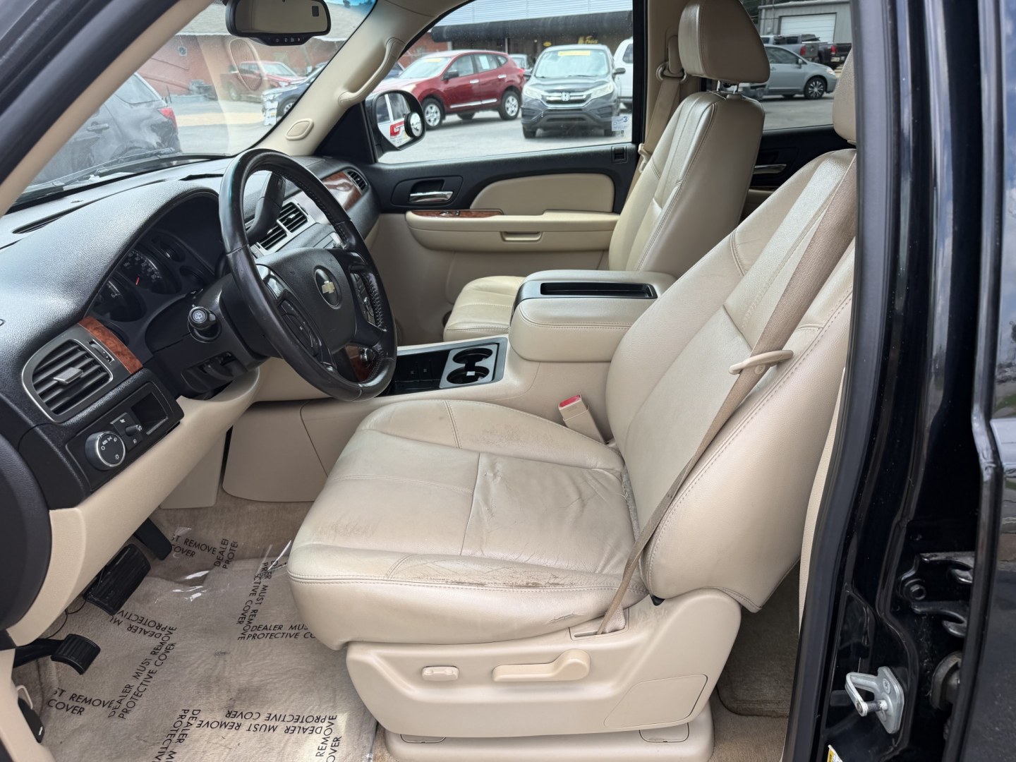 2007 Chevrolet Tahoe LS 2WD (1GNFC13J07R) with an 5.3L V8 OHV 16V engine, 4A OD transmission, located at 419 N 18th St., Monroe, LA, 71201, (318) 410-9250, 32.514370, -92.105133- Photo#1