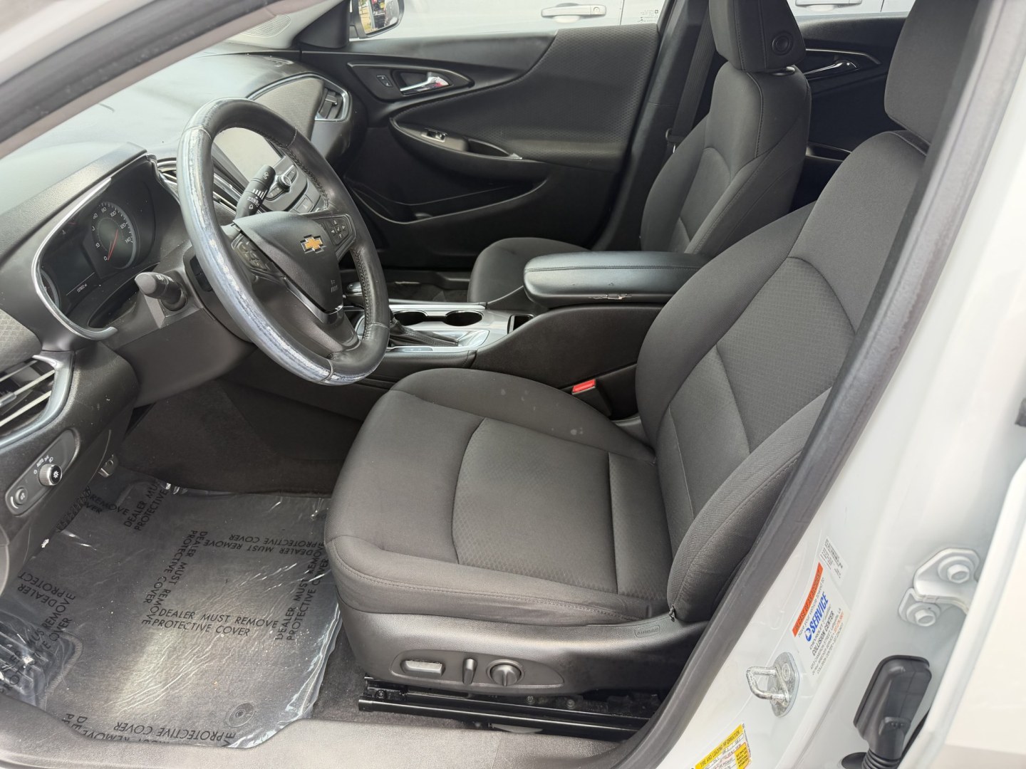 2016 Chevrolet Malibu 1LT (1G1ZE5ST1GF) with an 1.5L L4 DOHC 16V engine, 6A transmission, located at 419 N 18th St., Monroe, LA, 71201, (318) 410-9250, 32.514370, -92.105133- Photo#1