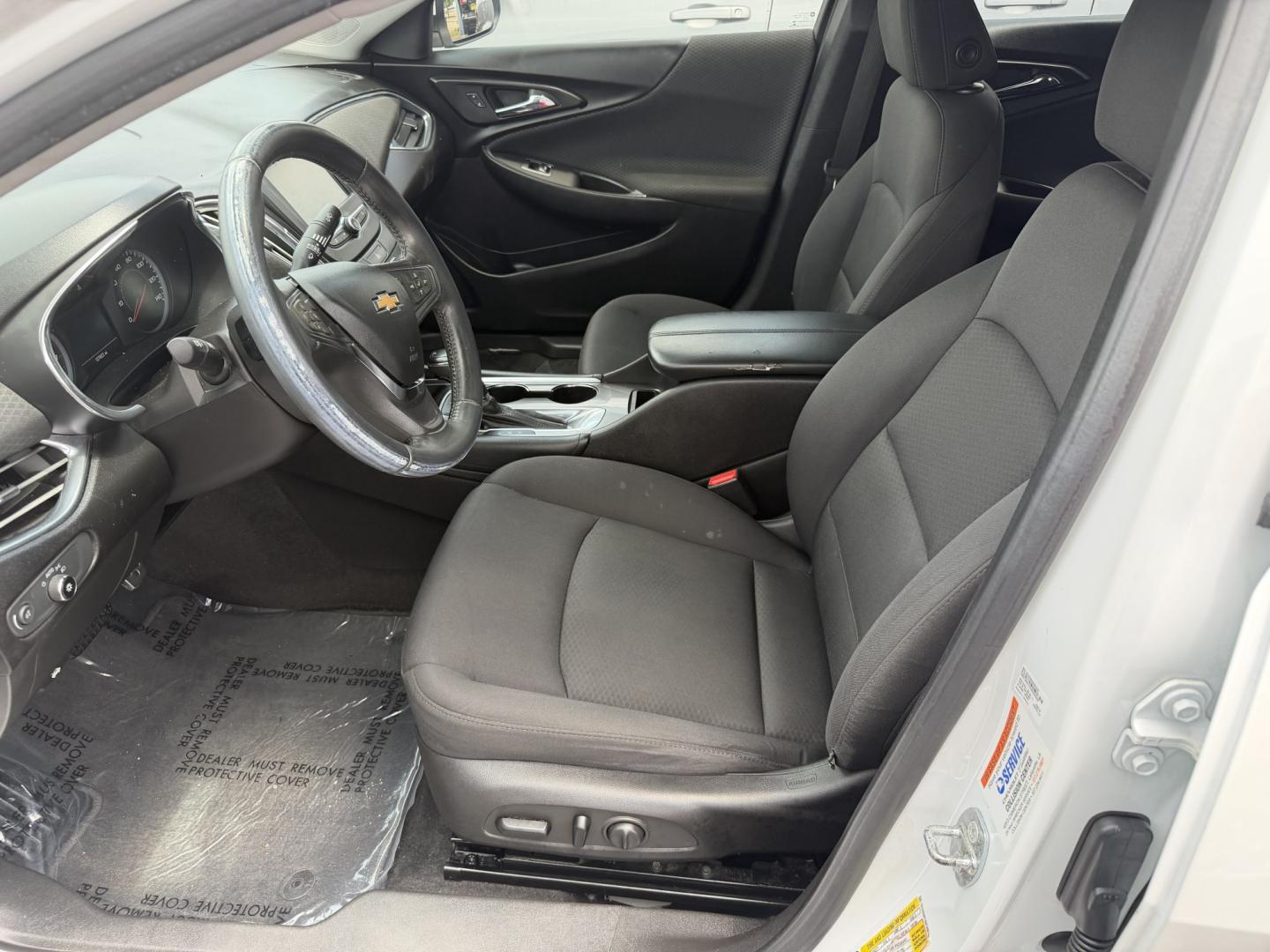 2016 Chevrolet Malibu 1LT (1G1ZE5ST1GF) with an 1.5L L4 DOHC 16V engine, 6A transmission, located at 419 N 18th St., Monroe, LA, 71201, (318) 410-9250, 32.514370, -92.105133- Photo#1