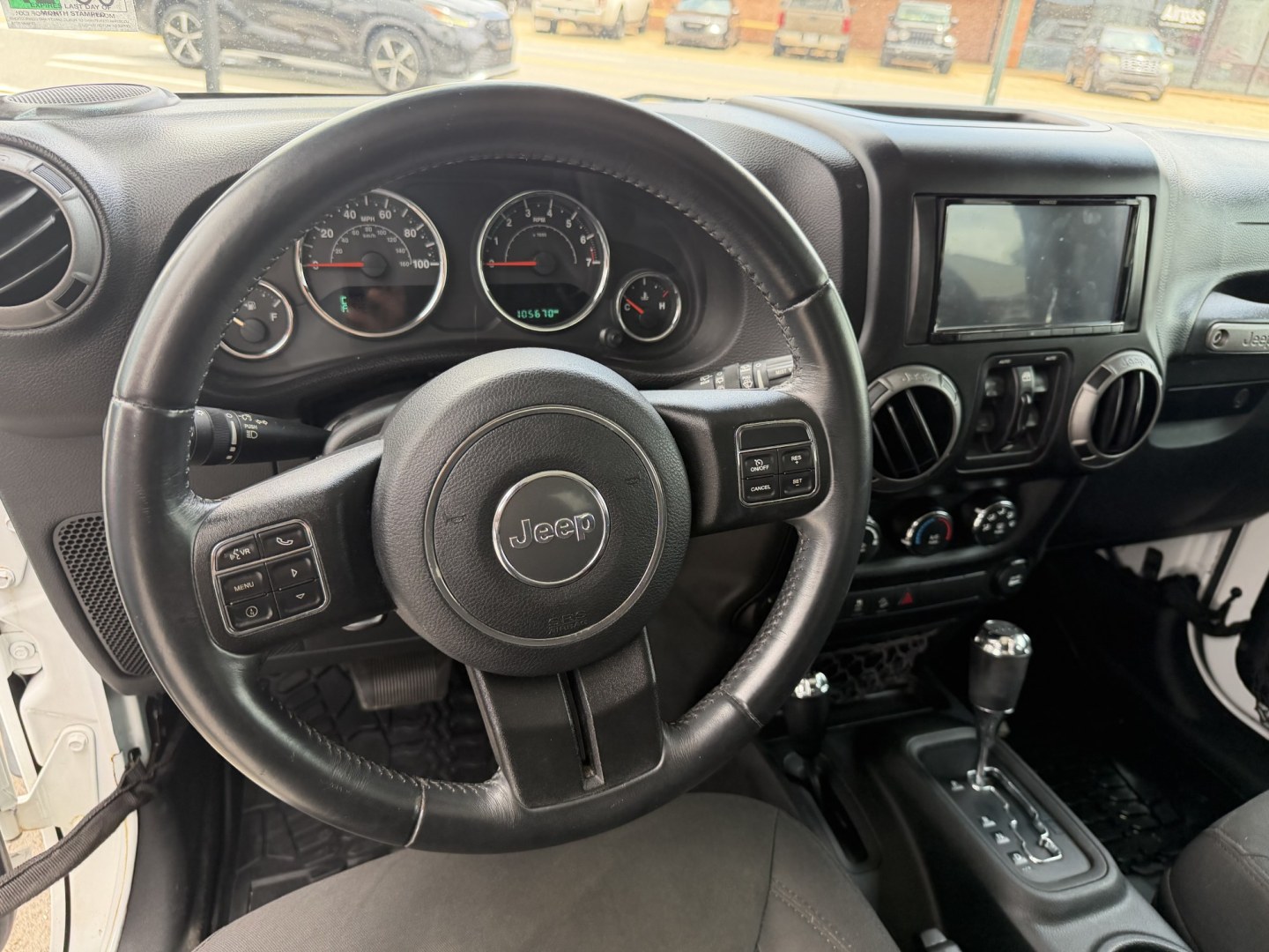 2017 Jeep Wrangler Unlimited Sport 4WD (1C4BJWDG8HL) with an 3.6L V6 DOHC 24V FFV engine, located at 419 N 18th St., Monroe, LA, 71201, (318) 410-9250, 32.514370, -92.105133- Photo#2