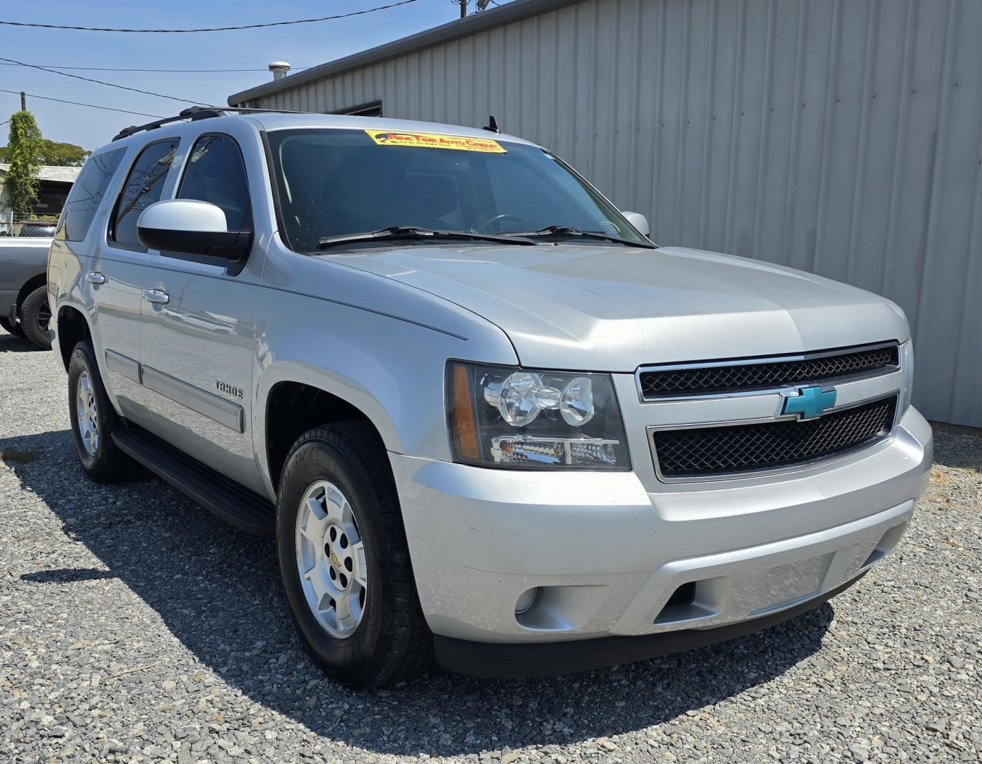 2012 Chevrolet Tahoe LS 2WD (1GNSCAE01CR) with an 5.3L V8 OHV 16V FFV engine, 6-Speed Automatic transmission, located at 419 N 18th St., Monroe, LA, 71201, (318) 410-9250, 32.514370, -92.105133- Photo#0