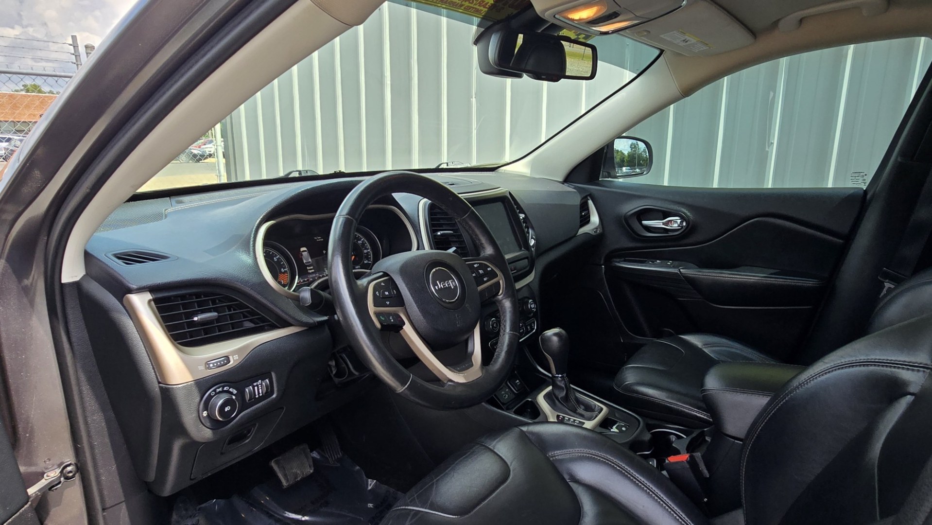 2016 GMC Terrain SLE1 FWD (2GKALMEK9G6) with an 2.4L L4 DOHC 16V engine, 6A transmission, located at 419 N 18th St., Monroe, LA, 71201, (318) 410-9250, 32.514370, -92.105133- Photo#4