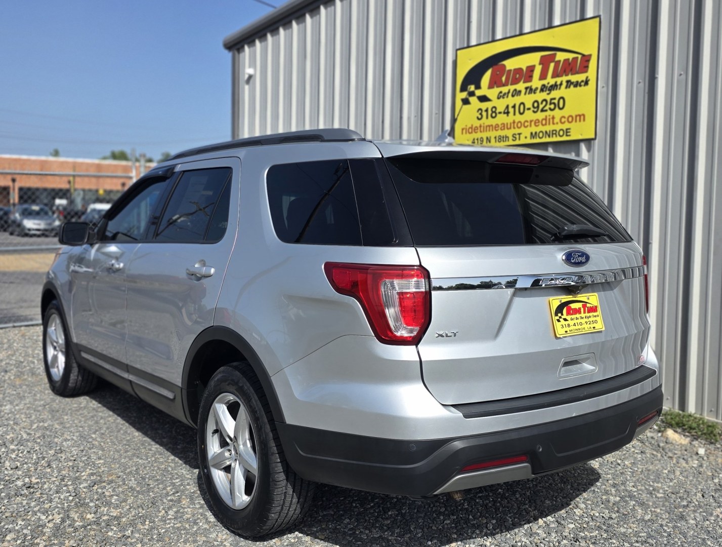 2019 Ford Explorer XLT FWD (1FM5K7D81KG) with an 3.5L V6 DOHC 24V engine, 6A transmission, located at 419 N 18th St., Monroe, LA, 71201, (318) 410-9250, 32.514370, -92.105133- Photo#4