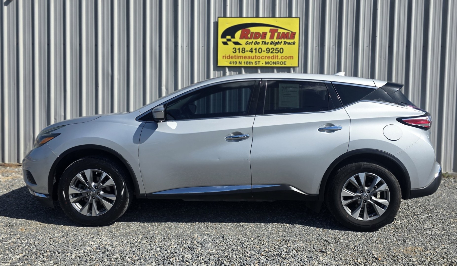 2018 Nissan Murano S (5N1AZ2MG7JN) with an 3.5L V6 DOHC 24V engine, CVT transmission, located at 419 N 18th St., Monroe, LA, 71201, (318) 410-9250, 32.514370, -92.105133- Photo#2