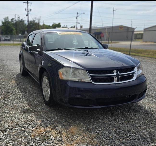 photo of 2014 Dodge Avenger SE