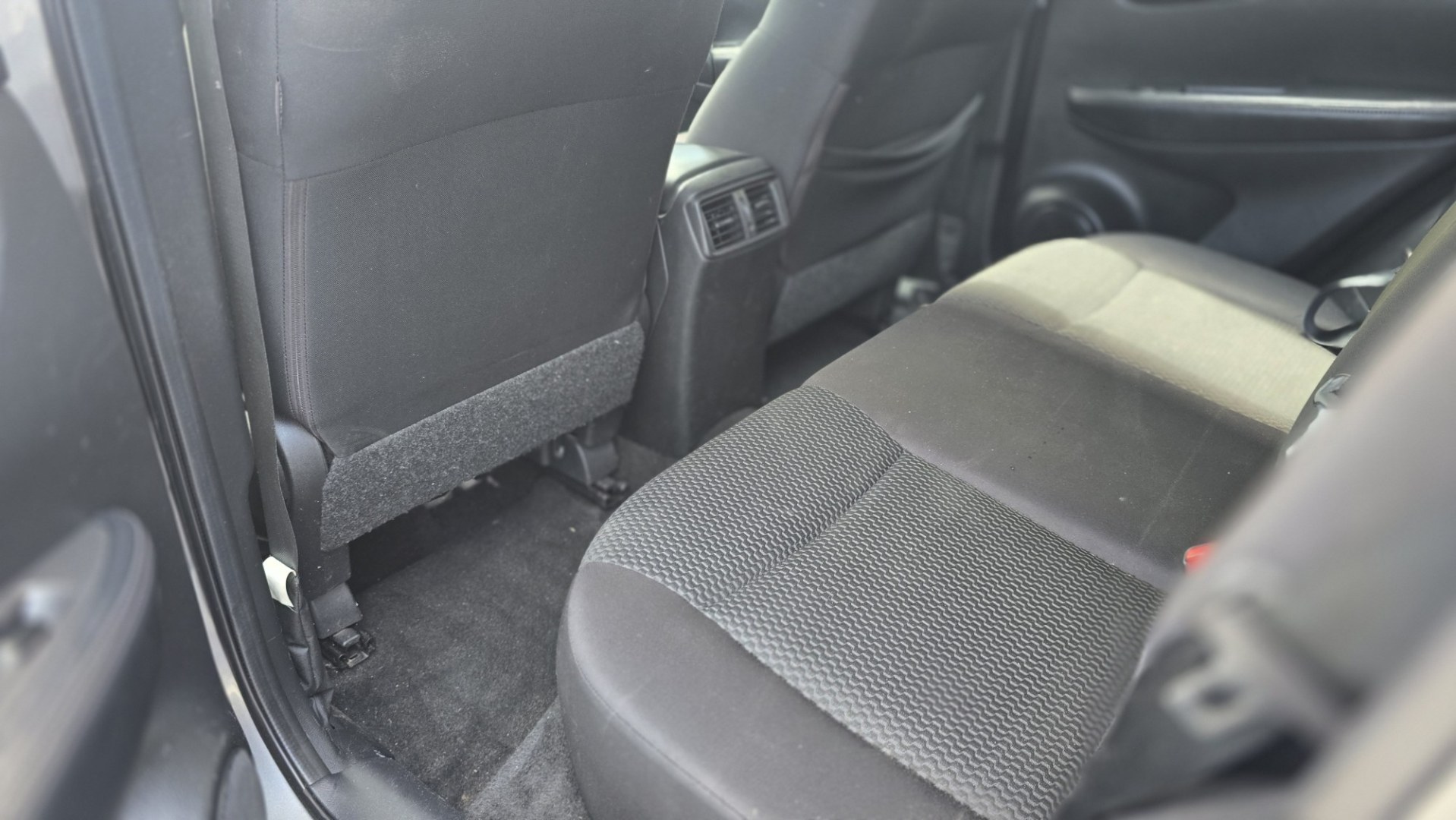 2019 Nissan Rogue Sport SL AWD (JN1BJ1CR0KW) with an 2.0L L4 DOHC 16V engine, CVT transmission, located at 419 N 18th St., Monroe, LA, 71201, (318) 410-9250, 32.514370, -92.105133- Photo#6