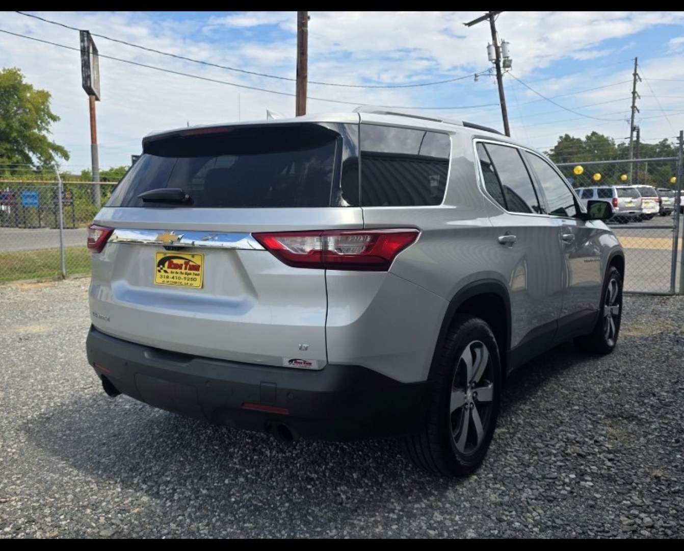 2018 Chevrolet Traverse LT Leather FWD (1GNERHKW2JJ) with an 3.6L V6 DOHC 24V engine, 9A transmission, located at 419 N 18th St., Monroe, LA, 71201, (318) 410-9250, 32.514370, -92.105133- Photo#3