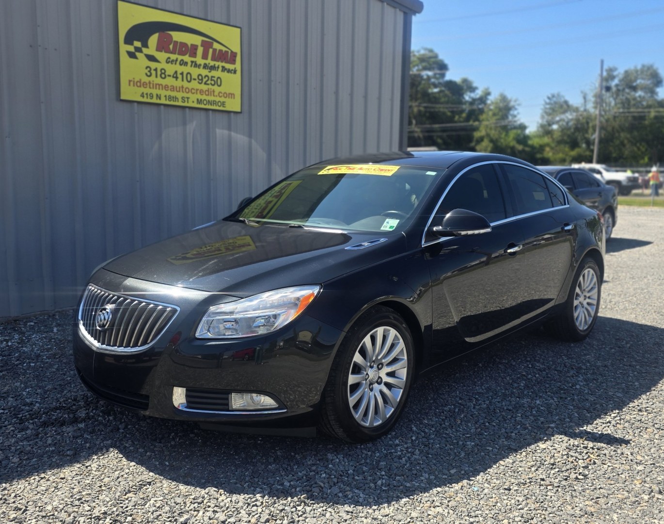 2012 Buick Regal Turbo Premium 1 (2G4GS5EVXC9) with an 2.0L L4 DOHC 16V TURBO engine, 6A transmission, located at 419 N 18th St., Monroe, LA, 71201, (318) 410-9250, 32.514370, -92.105133- Photo#0