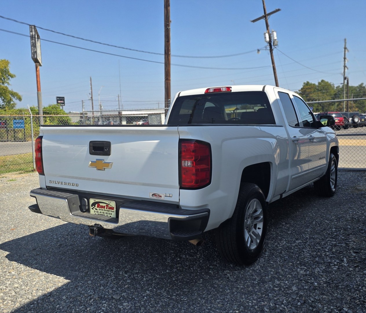 2019 Chevrolet Silverado 1500 Work Truck Double Cab 2WD (2GCRCPEC8K1) with an 5.3L V8 OHV 16V engine, 6A transmission, located at 419 N 18th St., Monroe, LA, 71201, (318) 410-9250, 32.514370, -92.105133- Photo#3