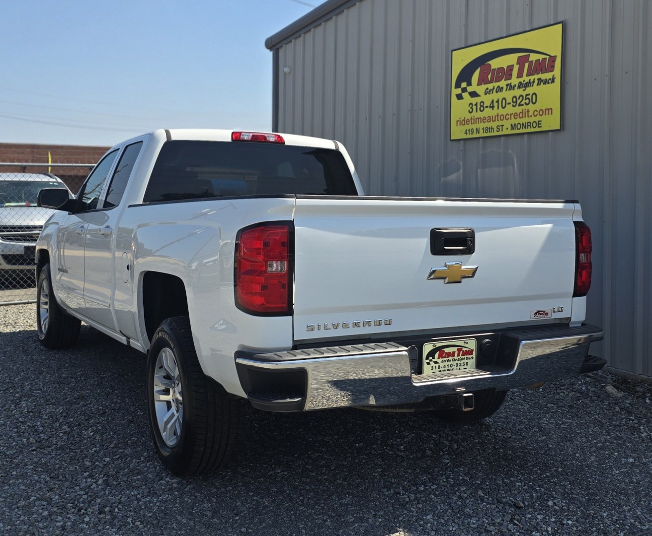 2019 Chevrolet Silverado 1500 Work Truck Double Cab 2WD (2GCRCPEC8K1) with an 5.3L V8 OHV 16V engine, 6A transmission, located at 419 N 18th St., Monroe, LA, 71201, (318) 410-9250, 32.514370, -92.105133- Photo#4