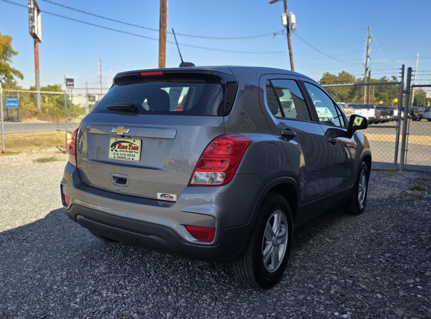 2020 Chevrolet Trax LS FWD (3GNCJKSB6LL) with an 1.4L L4 DOHC 16V engine, 6A transmission, located at 419 N 18th St., Monroe, LA, 71201, (318) 410-9250, 32.514370, -92.105133- Photo#3