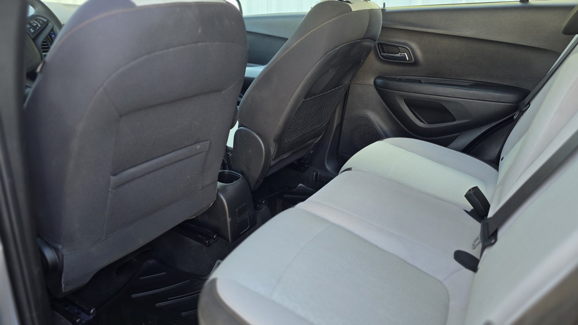 2020 Chevrolet Trax LS FWD (3GNCJKSB6LL) with an 1.4L L4 DOHC 16V engine, 6A transmission, located at 419 N 18th St., Monroe, LA, 71201, (318) 410-9250, 32.514370, -92.105133- Photo#6