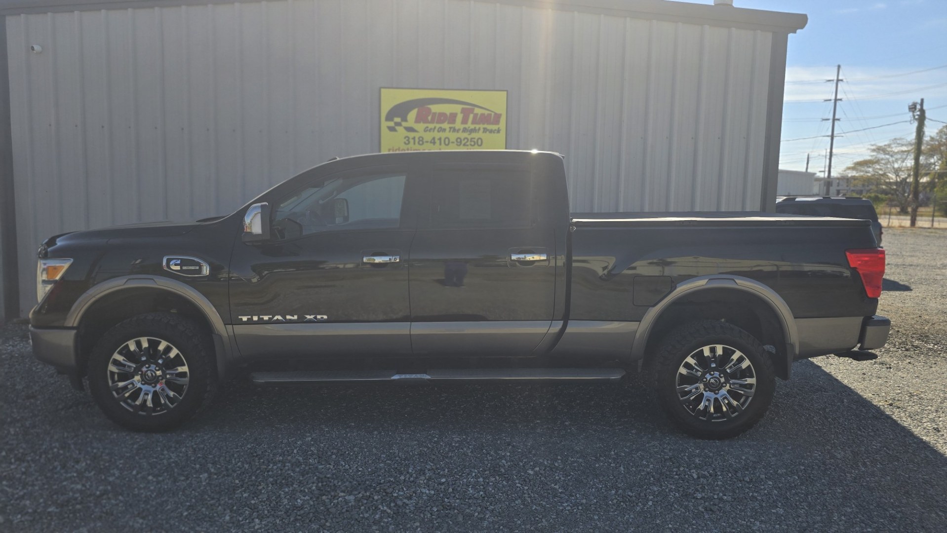 2016 Nissan Titan XD S 4WD (1N6BA1F47GN) with an 5.0L V8 DOHC 32V DIESEL engine, 6A transmission, located at 419 N 18th St., Monroe, LA, 71201, (318) 410-9250, 32.514370, -92.105133- Photo#2